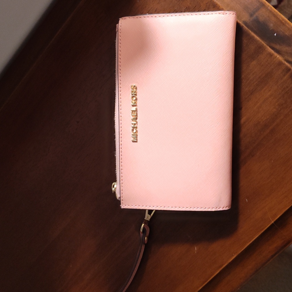 Michael Kors Adele Leather Smartphone Wallet